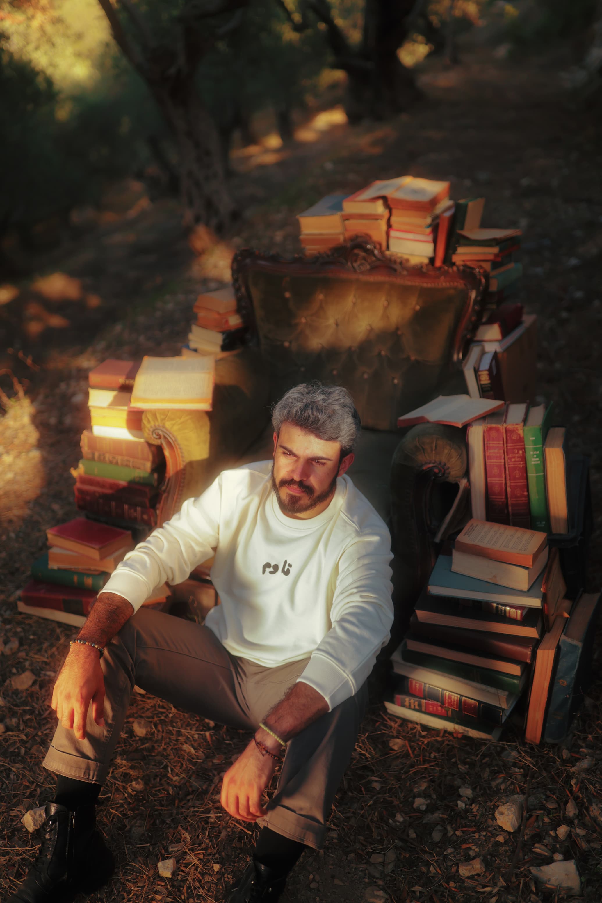 Kawem round neck for him