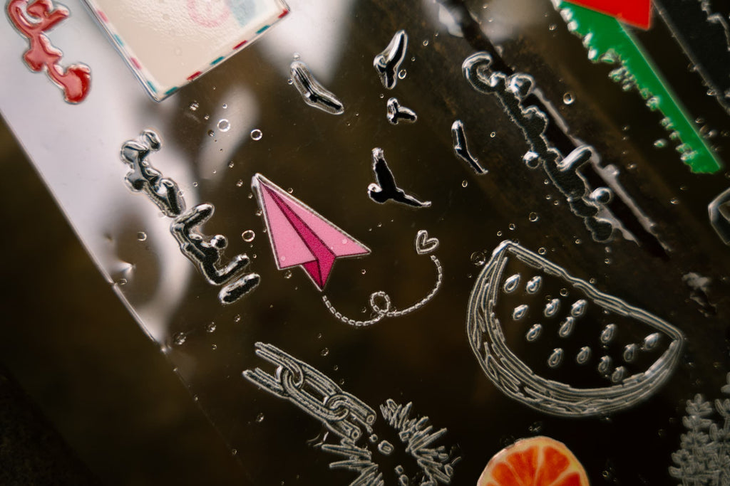 Graphics UV stickers